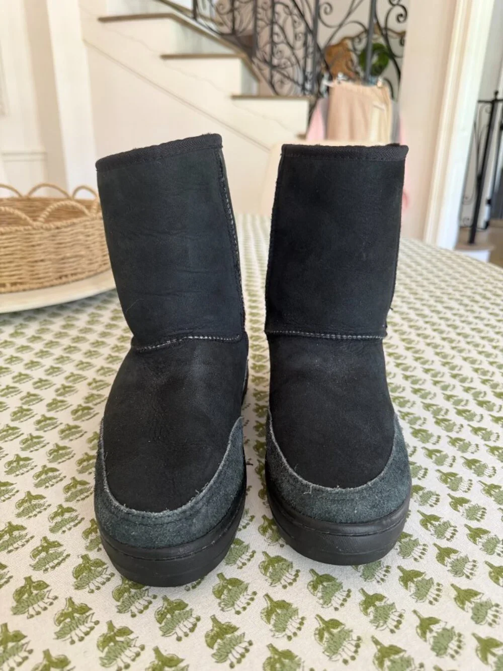 Black UGG Australian Made Classic 3/4 Boots | Size W 8